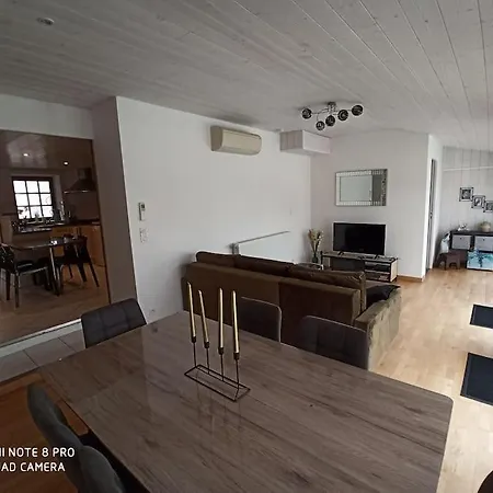 Semesterbostad Jura - Maison De Village Entiere Avec Piscine